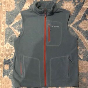 Columbia fleece vest